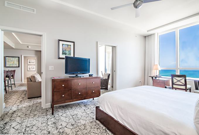 Imagen de la habitación del Hotel Palm Beach Singer Island Beach Resort Condos. Foto 3