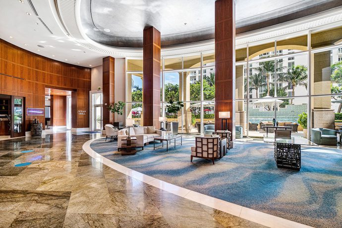 Imagen de los interiores del Hotel Palm Beach Singer Island Resort And Spa Luxury Suites. Foto 20