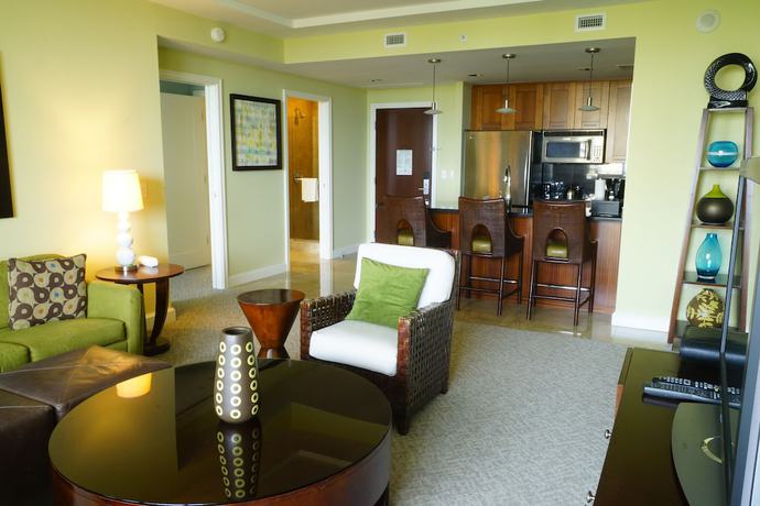 Imagen de la habitación del Hotel Palm Beach Singer Island Resort And Spa Luxury Suites. Foto 17