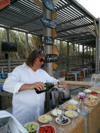 Imagen del bar/restaurante del Hotel Palm Beach Sudkreta. Foto 4