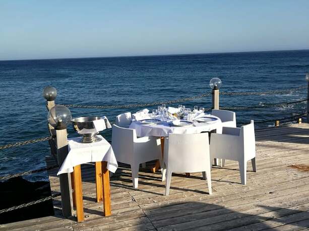 Imagen del bar/restaurante del Hotel Palm Beach Sudkreta. Foto 5