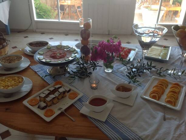 Imagen del bar/restaurante del Hotel Palm Beach Sudkreta. Foto 9