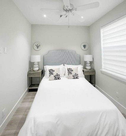 Imagen de la habitación del Hotel Palm Cay Marina, Resort and Spa. Foto 16