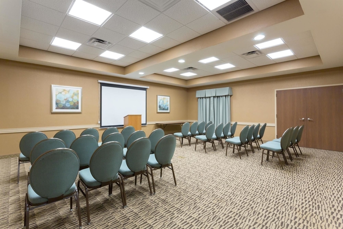 Imagen de los interiores del Hotel Palm Coast and Suites. Foto 11
