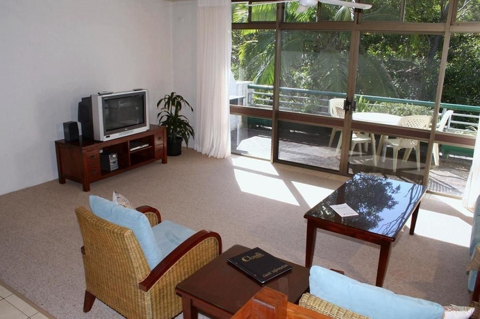 Imagen de los interiores del Hotel Palm Court Noosa. Foto 8