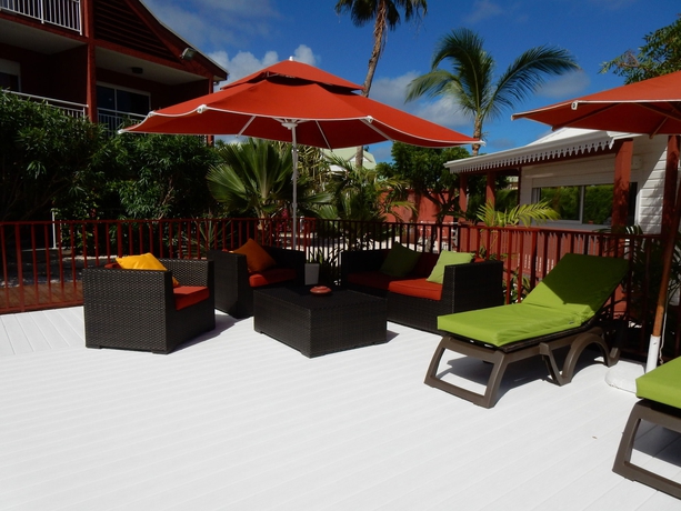 Imagen de los exteriores del Hotel Palm Court Residence. Foto 11