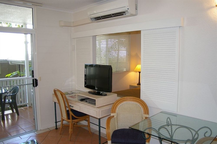 Imagen de los interiores del Hotel Palm Cove Tropic Apartments. Foto 8