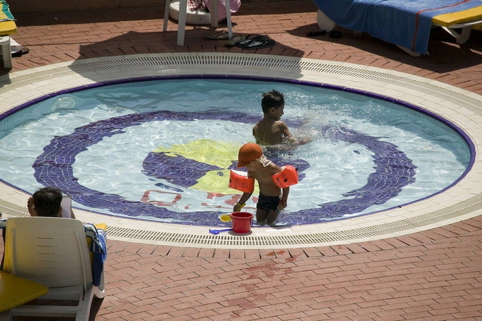Imagen de la piscina del Hotel Palm Dor, Side. Foto 15