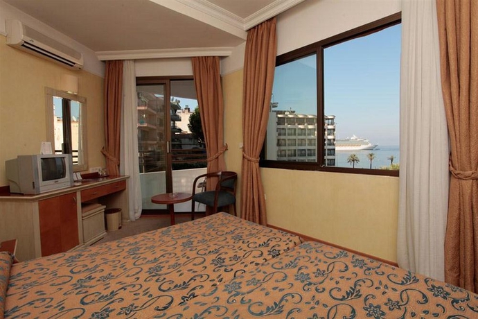 Imagen de la habitación del Hotel Palm. Foto 7