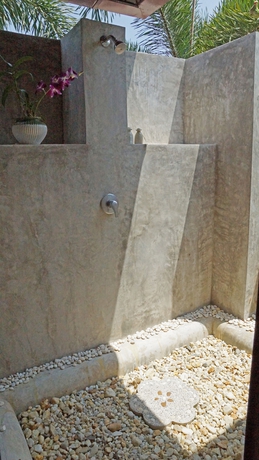 Imagen de la habitación del Hotel Palm Galleria Resort. Foto 10