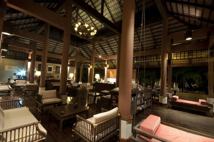 Imagen de los interiores del Hotel Palm Galleria Resort. Foto 14