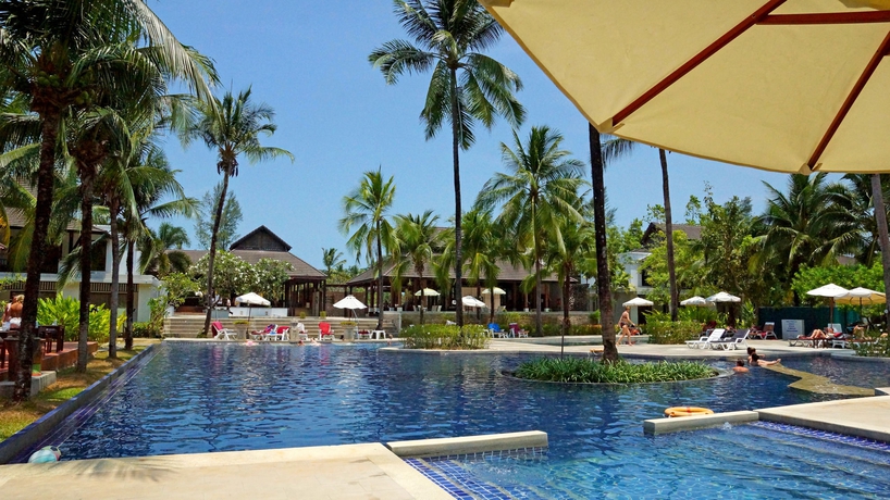 Imagen de la piscina del Hotel Palm Galleria Resort. Foto 16