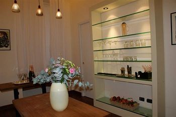 Imagen general del Hotel Palm Gallery Hotel. Foto 7