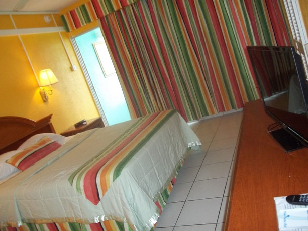 Imagen de la habitación del Hotel Palm Garden, Oistins. Foto 7