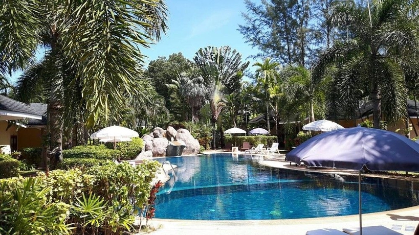 Imagen de la piscina del Hotel Palm Garden Resort Khaolak. Foto 13