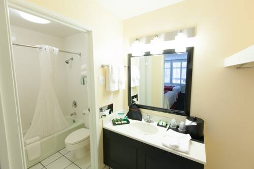 Imagen de la habitación del Hotel Palm Garden, Thousand Oaks. Foto 6