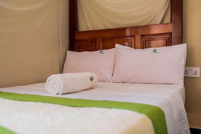 Imagen general del Hotel Palm Gardens and Guest House. Foto 2