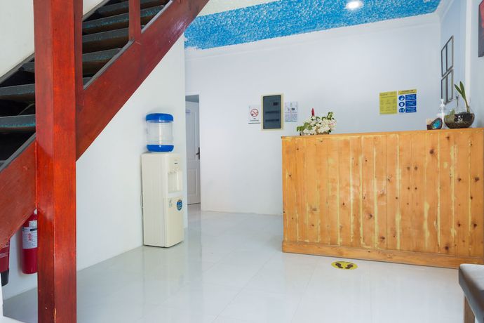 Imagen de los interiores del Hotel Palm Gate Maldives. Foto 19