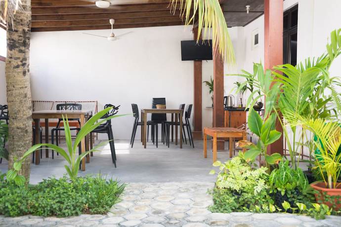 Imagen del bar/restaurante del Hotel Palm Gate Maldives. Foto 7