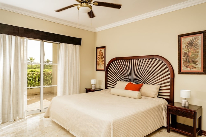Imagen de la habitación del Hotel Palm Green Vacations Whitesands. Foto 1