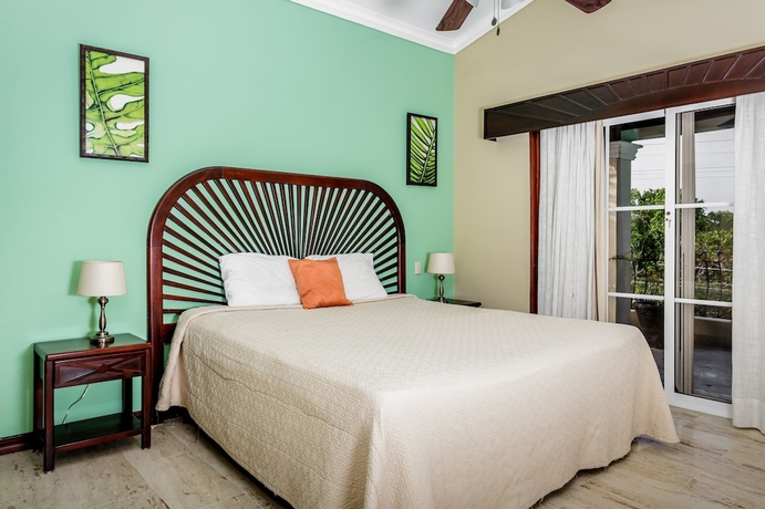 Imagen de la habitación del Hotel Palm Green Vacations Whitesands. Foto 7