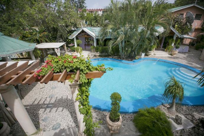 Imagen de la piscina del Hotel Palm Inn, Delmas. Foto 14
