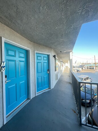 Imagen general del Hotel Palm Inn, Inglewood. Foto 9