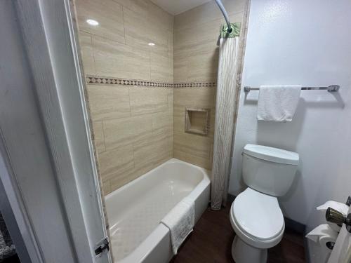 Imagen de la habitación del Hotel Palm Inn near Tyler Mall Riverside. Foto 20