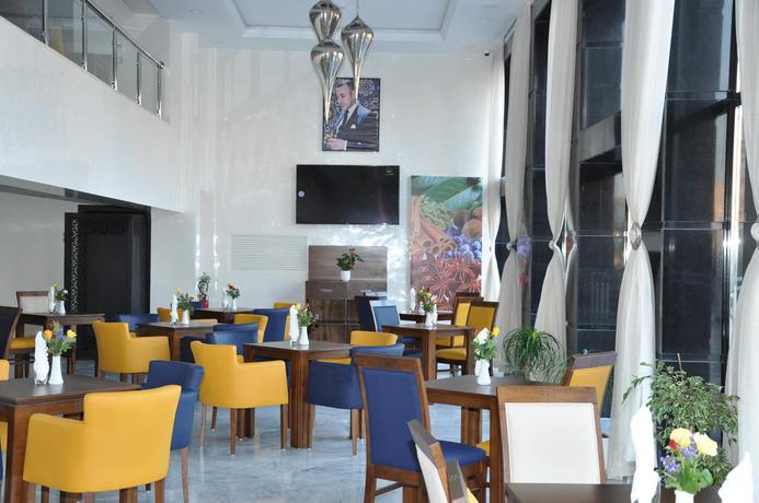 Imagen del bar/restaurante del Hotel Palm Menara. Foto 2