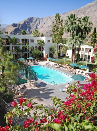 Imagen de la piscina del Hotel Palm Mountain Resort and Spa. Foto 15