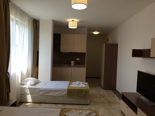 Imagen de la habitación del Hotel Palm Residence Deluxe Studios. Foto 9