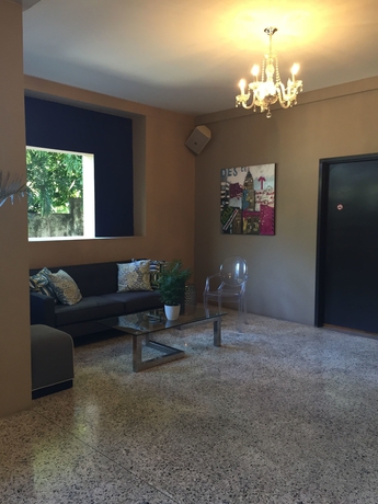 Imagen de la habitación del Hotel Palm Residence. Foto 8