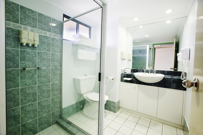 Imagen de la habitación del Hotel Palm Royale Cairns. Foto 6