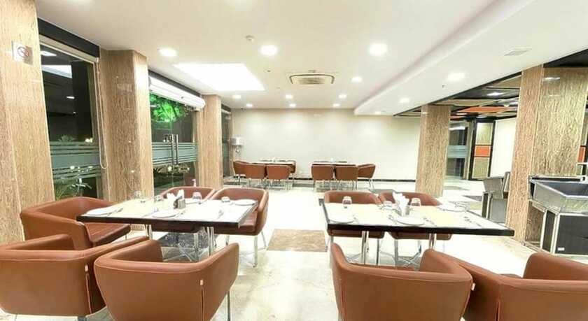 Imagen del bar/restaurante del Hotel Palm Springs Stays. Foto 18