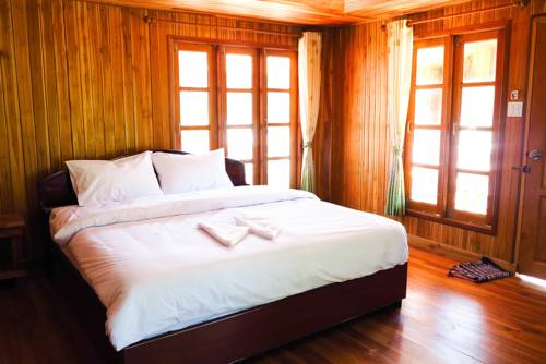 Imagen de la habitación del Hotel Palm Suay Resort. Foto 16