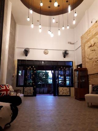 Imagen de los interiores del Hotel Palm Sweet Prachuab Khirikhan. Foto 8