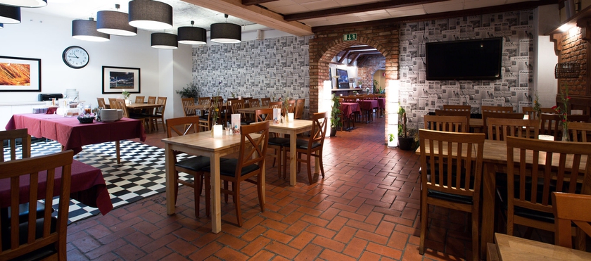 Imagen del bar/restaurante del Hotel Palm Tree , Best Western Signature Collection. Foto 2