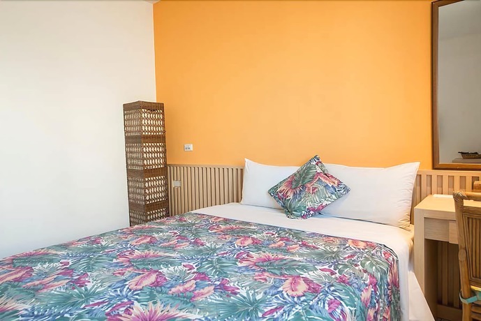 Imagen de la habitación del Hotel Palm Tree. Foto 13