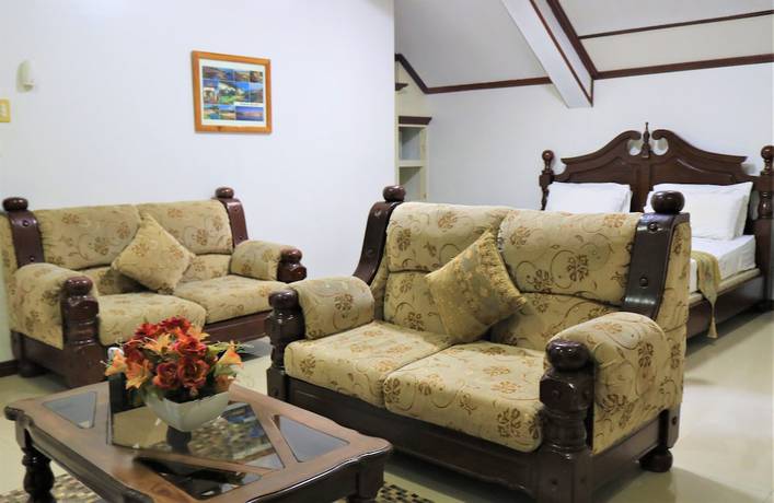 Imagen de la habitación del Hotel Palm Tree Resort and Restaurant. Foto 12