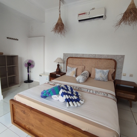 Imagen de la habitación del Hotel Palm Trees Villas. Foto 2