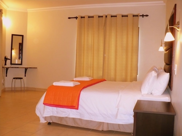 Imagen de la habitación del Hotel Palm Valley Inn. Foto 2