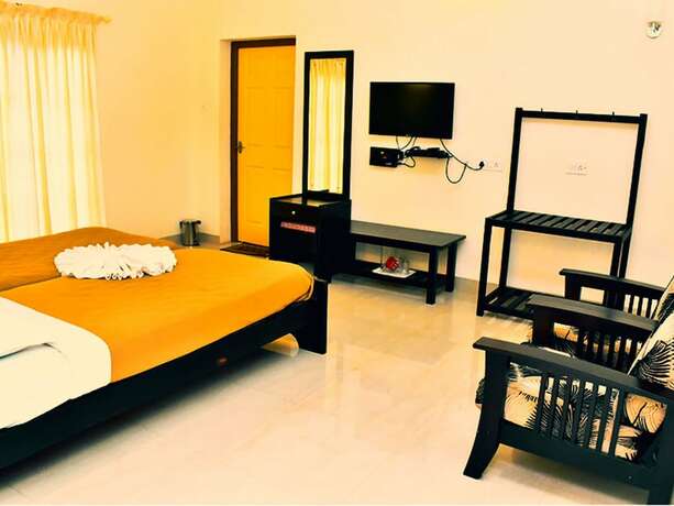 Imagen de la habitación del Hotel Palm Valley Resort. Foto 11