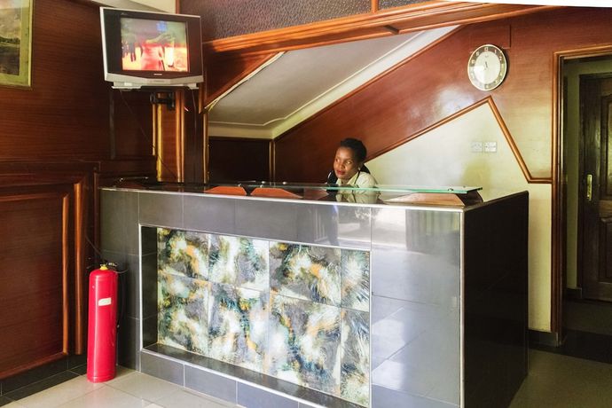 Imagen de los interiores del Hotel Palm World. Foto 19