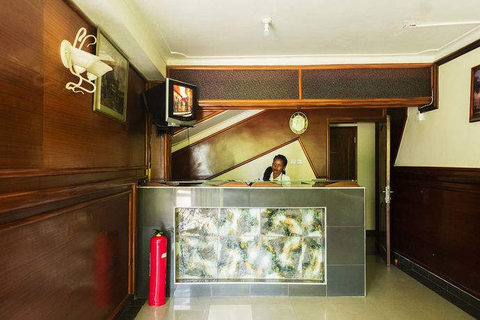 Imagen de los interiores del Hotel Palm World. Foto 20