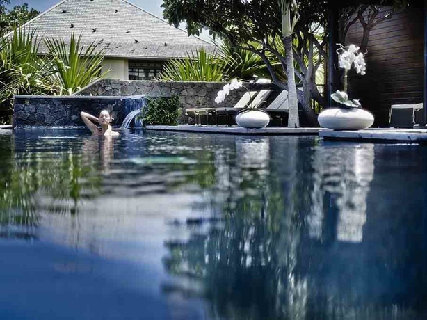 Imagen de la piscina del Hotel Palm and Spa. Foto 15