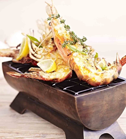 Imagen del bar/restaurante del Hotel Palm and Spa. Foto 6