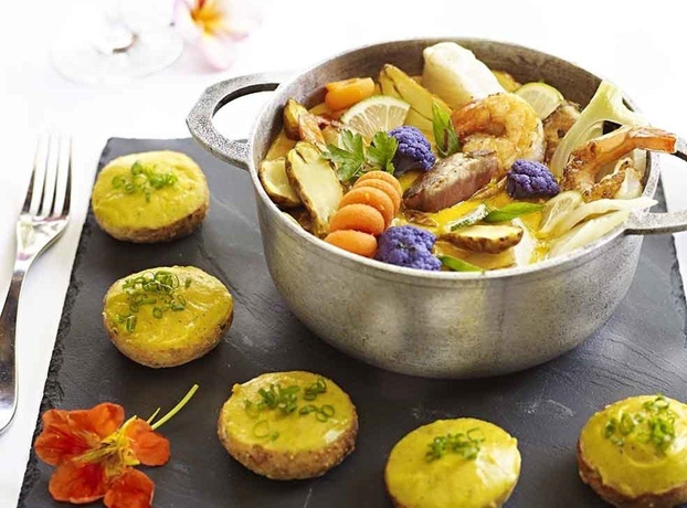 Imagen del bar/restaurante del Hotel Palm and Spa. Foto 8