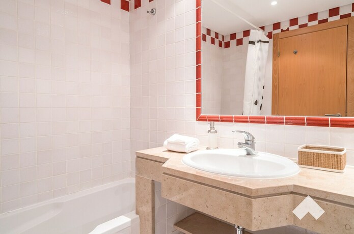 Imagen general del Hotel Palm02 &middot; Palm Village Apartment 2 3BD &middot; A/C &middot; Terrace. Foto 18