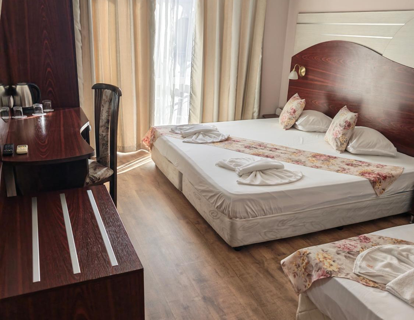 Imagen general del Hotel Palma, Burgas/ Mar Negro. Foto 12