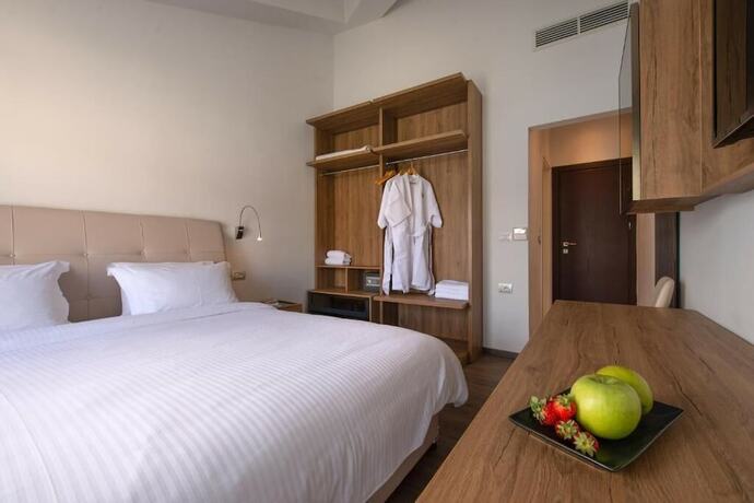Imagen de la habitación del Hotel Palma City. Foto 14